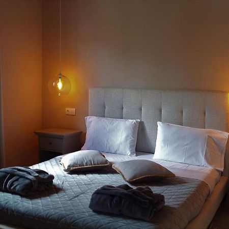 Gratelia Apartment 담노니 외부 사진